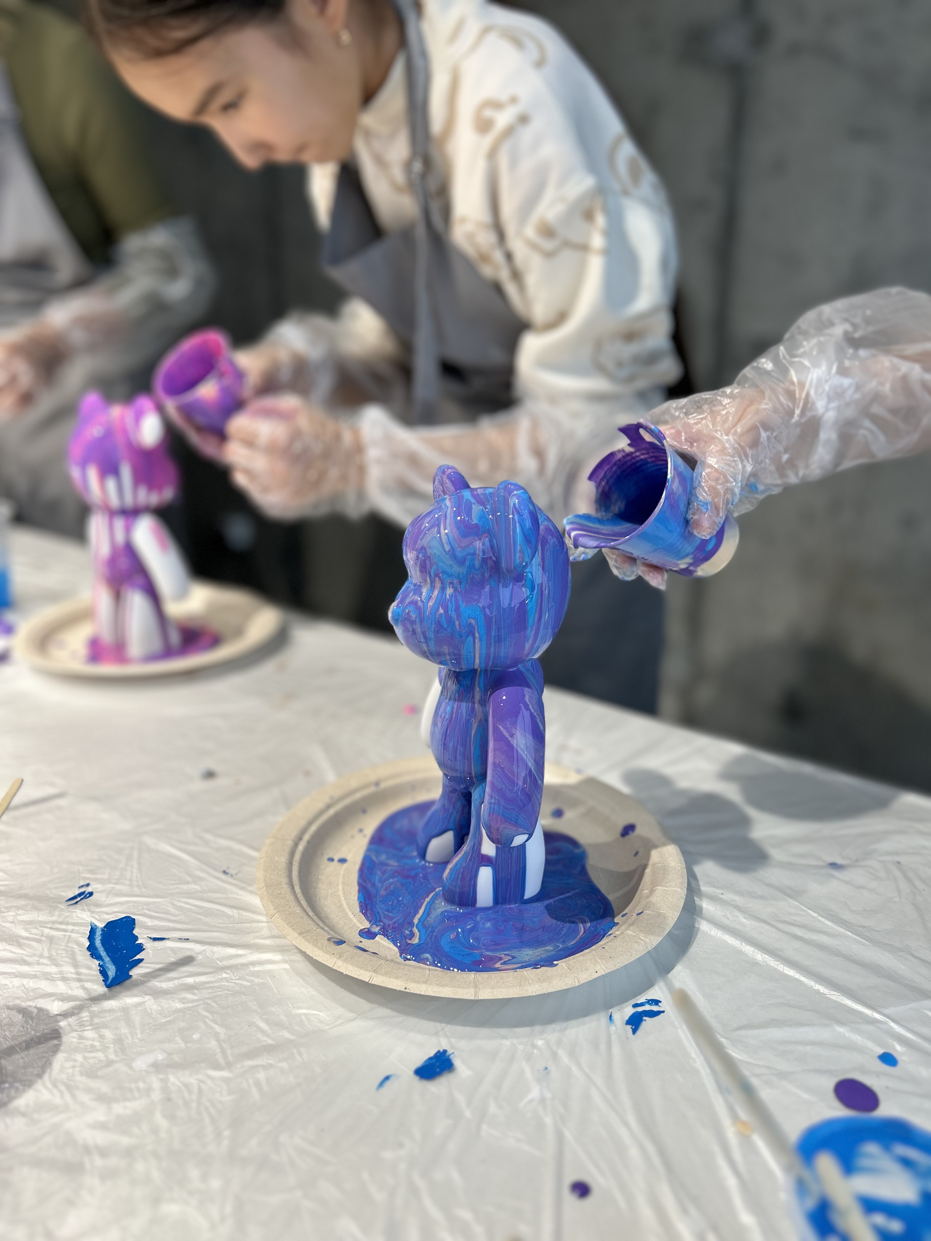 Живопись в технике флюид-арт