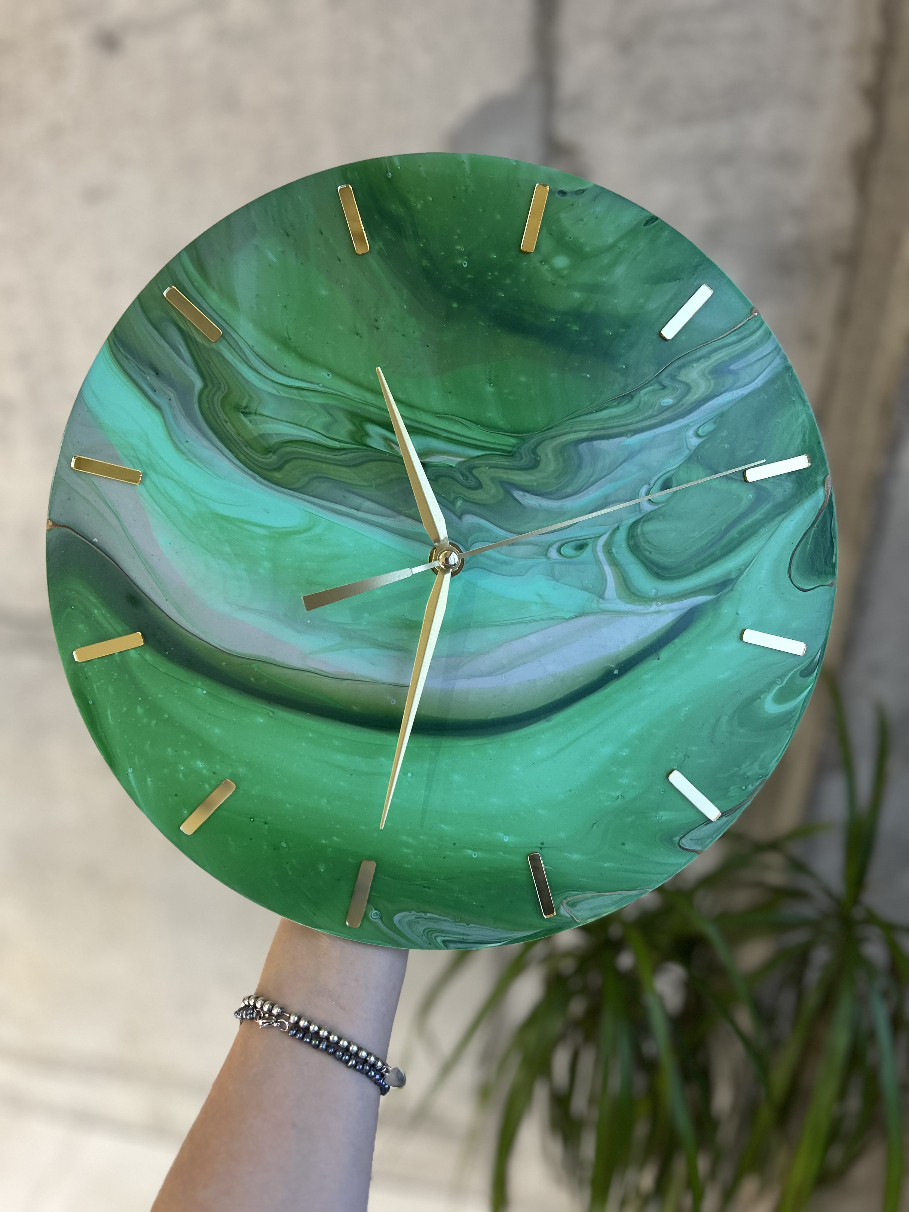 Живопись в технике флюид-арт